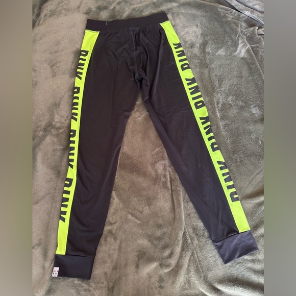 Victoria's Secret PINK Ultimate Leggings size S - Picture 2 of 3